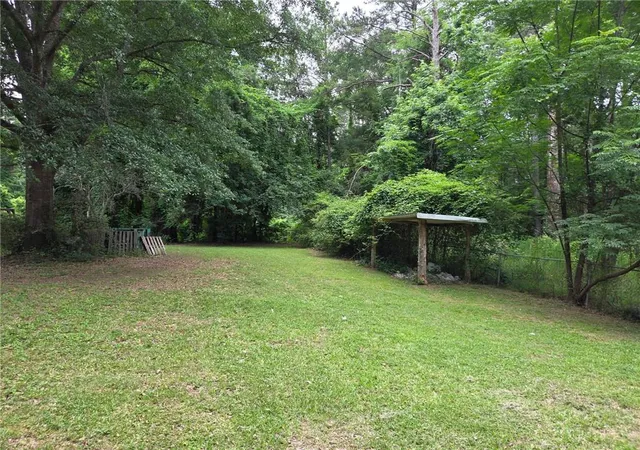 Photo 3 of Sale Pending at 821 Shipp Cir Nw, Conyers, GA 30012 | MLS# 7797917 | Listing updated on 2026-08-26