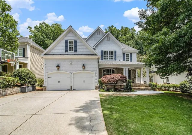 Photo 3 of Sale Pending at 4179 Glengary Dr Ne, Atlanta, GA 30342 | MLS# 7790382 | Listing updated on 2026-08-08