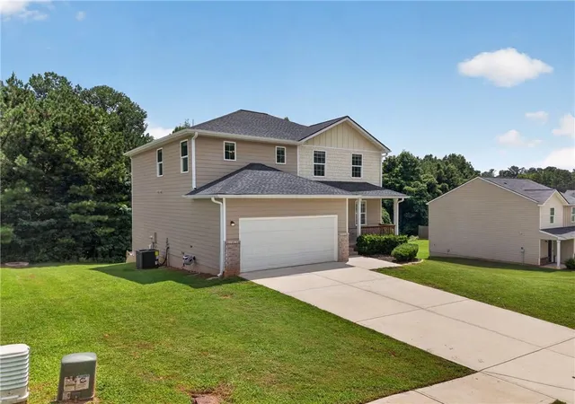 Photo 3 of Single family home for sale at 289 Indian Lake Trl, Villa Rica, GA 30180 | MLS# 7821508 | Listing updated on 2026-09-22
