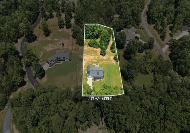 2nd image of 70 Stone Hearth Dr, Cleveland, GA 30528 | MLS# 7806194