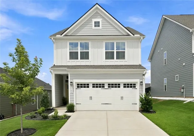 Photo 1 of Single family home for sale at 563 Gunter Dr, Hoschton, GA 30548 | MLS# 7817960 | Listing updated on 2026-08-22