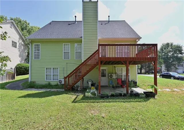 Photo 3 of Single family home for sale at 2128 Cumberland Crk, Marietta, GA 30008 | MLS# 7830035 | Listing updated on 2026-09-01