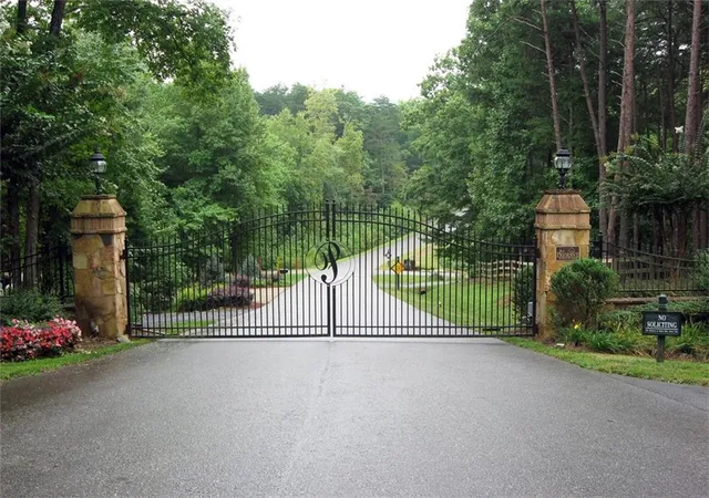 2nd image of 279 Vista View Pkwy, Jasper, GA 30143 | MLS# 7567318