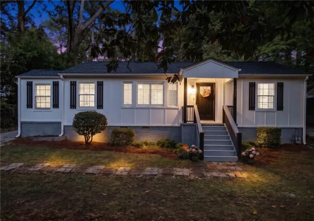 2nd image of 1222 Elizabeth Ave Sw, Atlanta, GA 30310 | MLS# 7767774