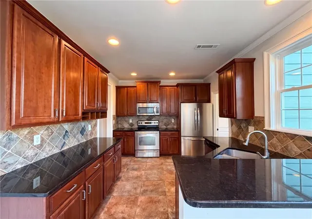 Photo 2 of Sale Pending at 501 Rippling Ct, Temple, GA 30179 | MLS# 7821923 | Listing updated on 2026-08-26
