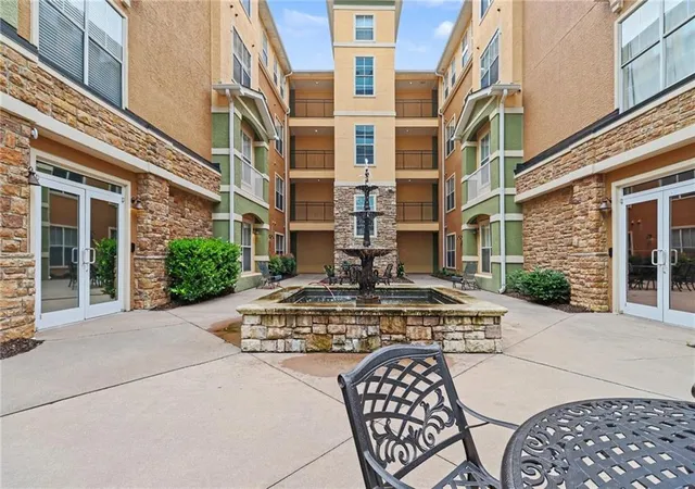 2nd image of 10 Perimeter Summit Blvd Ne #4213, Brookhaven, GA 30319 | MLS# 7780717
