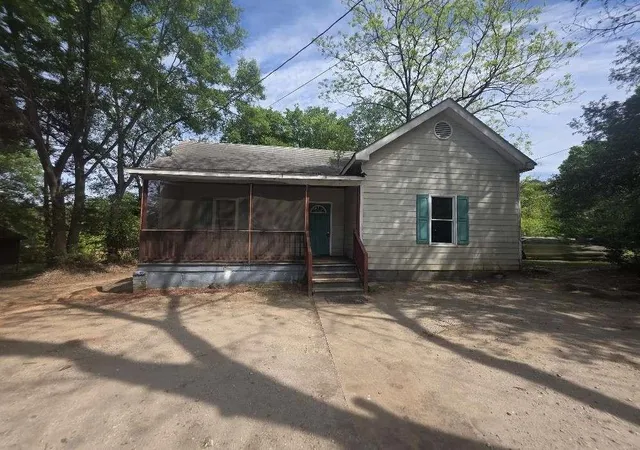 1st image of 3127 Hendrix Cir, Covington, GA 30014 | MLS# 7767883
