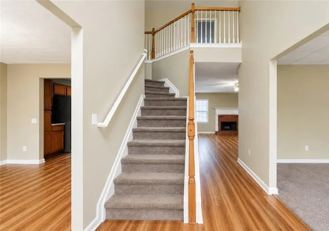 Photo 3 of Single family home for sale at 4033 Roxberry Hl Ln, Buford, GA 30518 | MLS# 7821289 | Listing updated on 2026-08-18