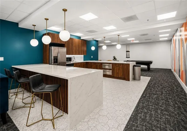 2nd image of 620 Peachtree St Ne, Atlanta, GA 30308