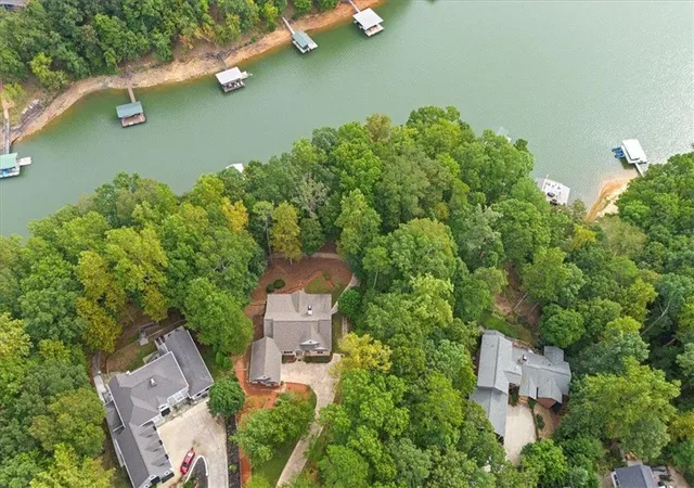 Photo 3 of Sale Pending at 124 Shore Dr, Fair Play, SC 29643 | MLS# 7788875 | Listing updated on 2026-09-07