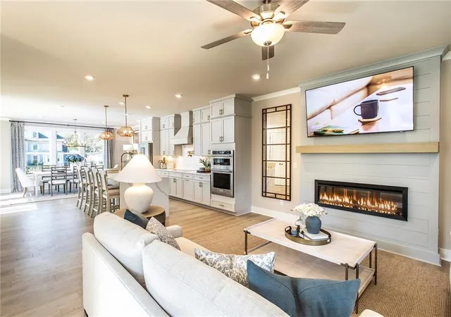 4th image of 102 Bridgecrest Rd, Roswell, GA 30075 | MLS# 7800025