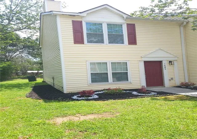 Photo 2 of Sale Pending at 1685 Hunting Crk Dr, Conyers, GA 30013 | MLS# 7816200 | Listing updated on 2026-09-25