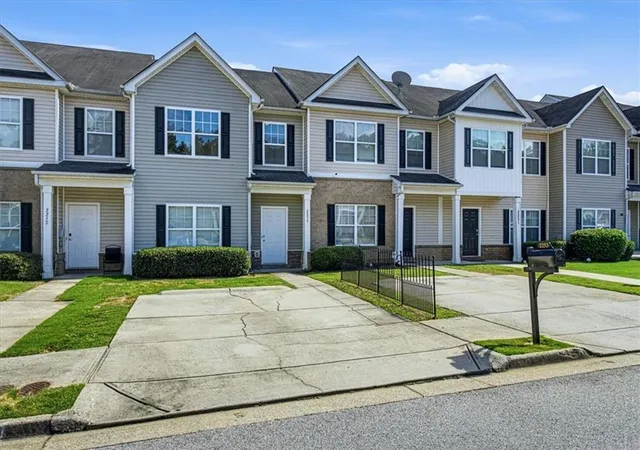 3rd image of 2255 Bigwood Trl, Atlanta, GA 30349 | MLS# 7816889