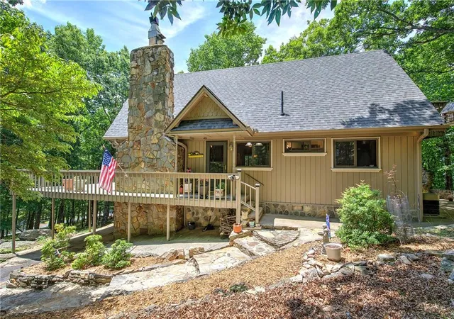 Photo 2 of Single family home for sale at 1467 Little Hendricks Mountain Rd, Jasper, GA 30143 | MLS# 7783774 | Listing updated on 2026-08-10