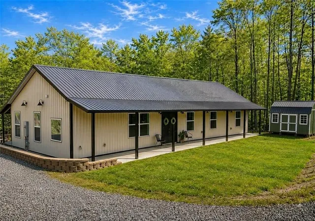 3rd image of 26 Plantation Rd Nw, Adairsville, GA 30103 | MLS# 7823821