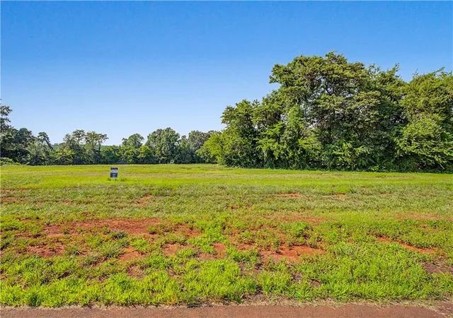 1st image of 302 Eminence Peak, Rydal, GA 30171 | MLS# 7795344