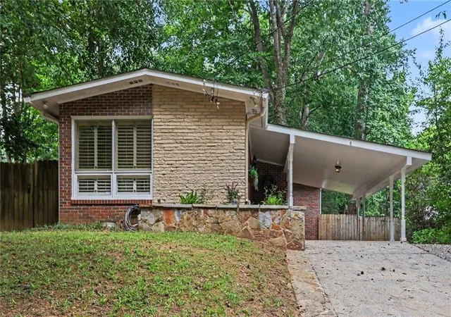 1st image of 2065 Plantation Ln, Atlanta, GA 30341 | MLS# 7820086
