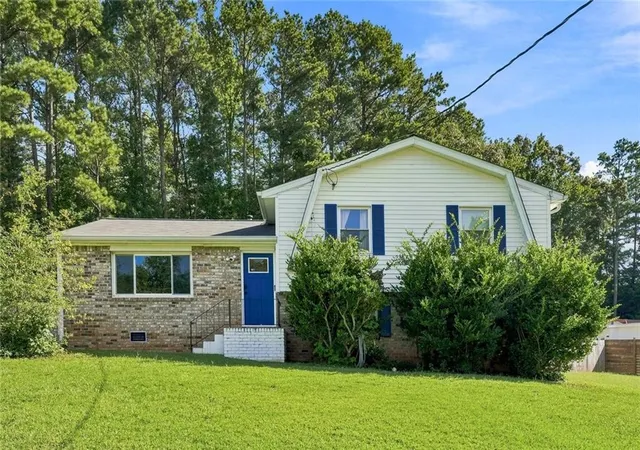 Photo 1 of Single family home for sale at 624 Village Ln Dr Sw, Marietta, GA 30060 | MLS# 7824665 | Listing updated on 2026-09-12