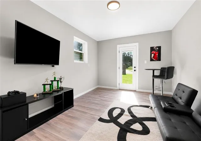 Photo 3 of Single family home for sale at 624 Village Ln Dr SW, Marietta, GA 30060 | MLS# 7824665 | Listing updated on 2026-09-12