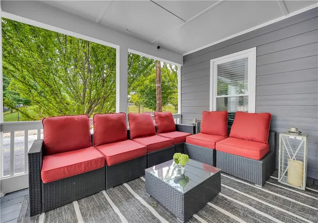 3rd image of 107 Howell St Ne, Atlanta, GA 30312 | MLS# 7815911