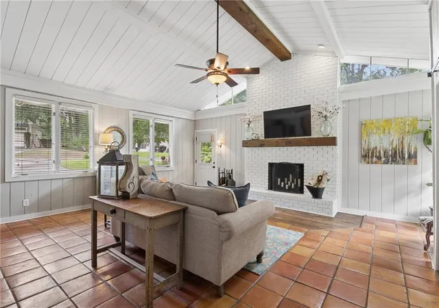 2nd image of 3720 Ashwood Dr Se, Smyrna, GA 30080 | MLS# 7798483