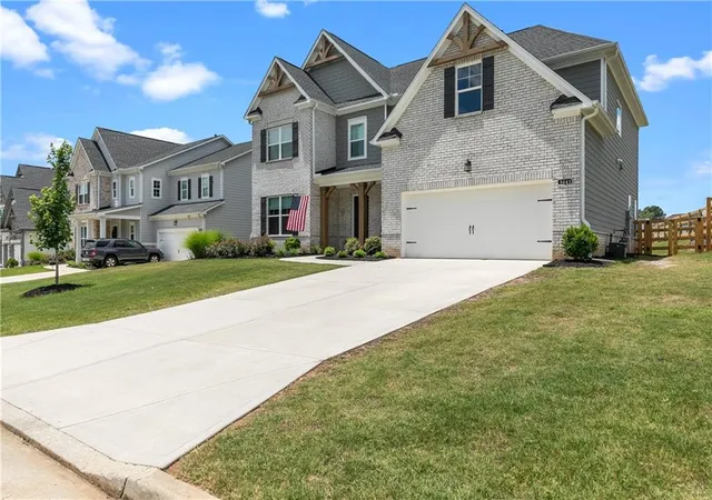 Photo 2 of Single family home for sale at 3445 Andover St, Cumming, GA 30028 | MLS# 7821176 | Listing updated on 2026-08-17