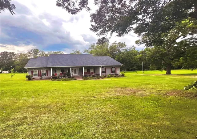 Photo 2 of Single family home for sale at 29713 Main St, Red Level, AL 36474 | MLS# 7807748 | Listing updated on 2026-08-02
