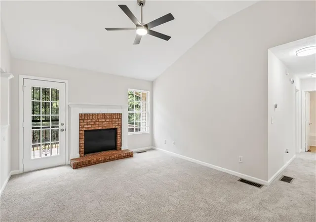 2nd image of 549 Sycamore Dr, Jonesboro, GA 30238 | MLS# 7799246