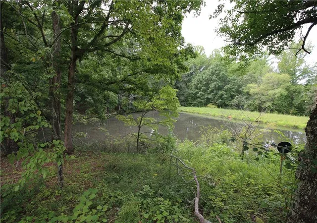 Photo 3 of Sale Pending at 3025 S Cherokee Ln S, Woodstock, GA 30188 | MLS# 6065326 | Listing updated on 2026-02-05