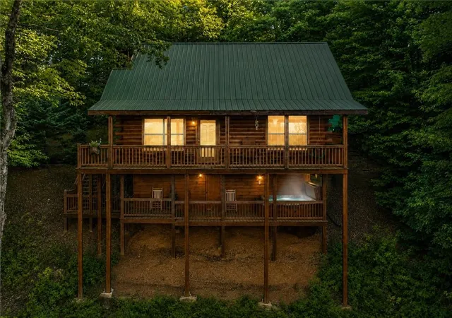 1st image of 372 Mountain View Rd, Ellijay, GA 30540 | MLS# 7818563