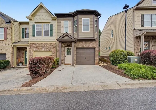 Photo 3 of Townhouse for sale at 3924 Cyrus Crst Cir Nw, Kennesaw, GA 30152 | MLS# 7809294 | Listing updated on 2026-09-09