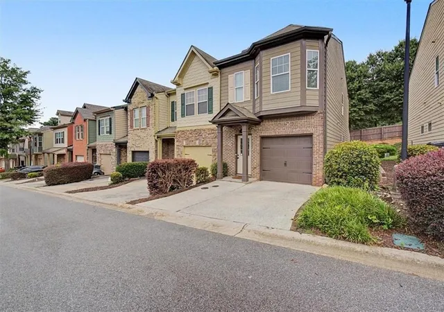 Photo 3 of Townhouse for sale at 3924 Cyrus Crst Cir NW, Kennesaw, GA 30152 | MLS# 7809294 | Listing updated on 2026-09-09