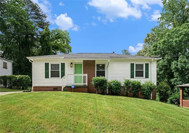 Homes for sale in Atlanta, GA | 3650 Croft Pl Nw, Atlanta, GA 30331 | MLS# 7661417