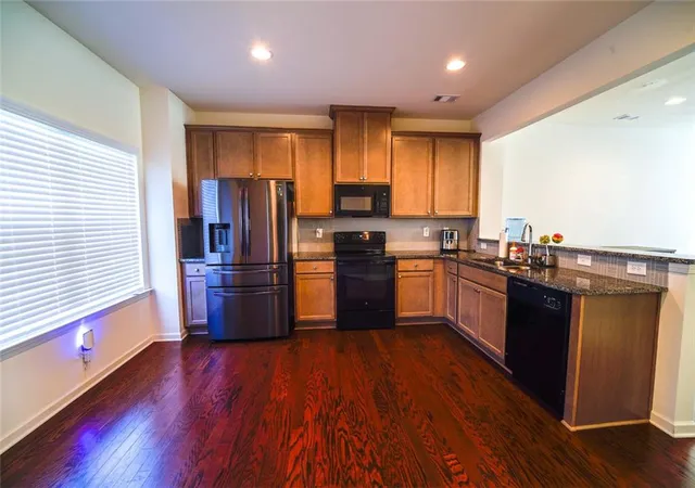 Photo 4 of Townhouse for sale at 969 Society Cir SW, Atlanta, GA 30331 | MLS# 7809787 | Listing updated on 2026-07-24