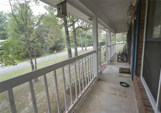 3rd image of 302 Ridgewood Rd, Cedartown, GA 30125 | MLS# 7820566