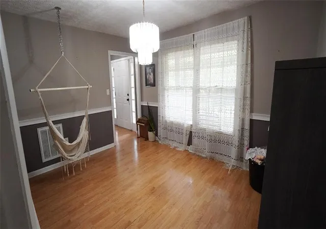 4th image of 302 Ridgewood Rd, Cedartown, GA 30125 | MLS# 7820566