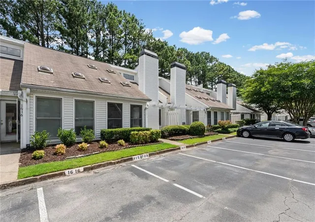 2nd image of 1615 Homestead Trl, Alpharetta, GA 30004 | MLS# 7800429
