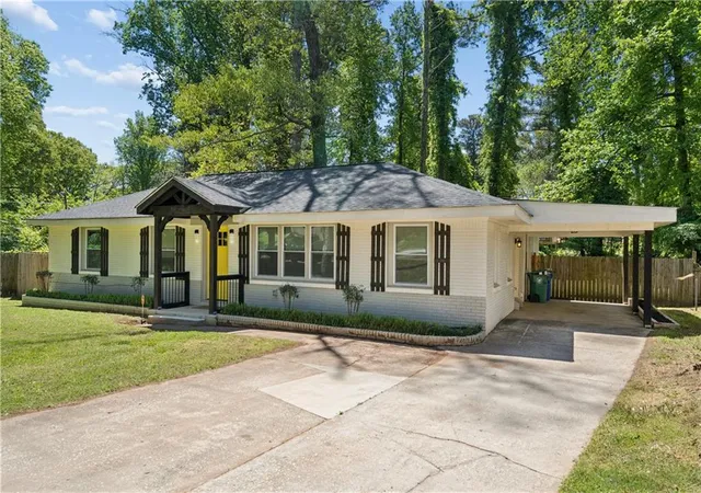 Photo 3 of Single family home for sale at 2357 Scotty Cir, Decatur, GA 30032 | MLS# 7753314 | Listing updated on 2026-05-29