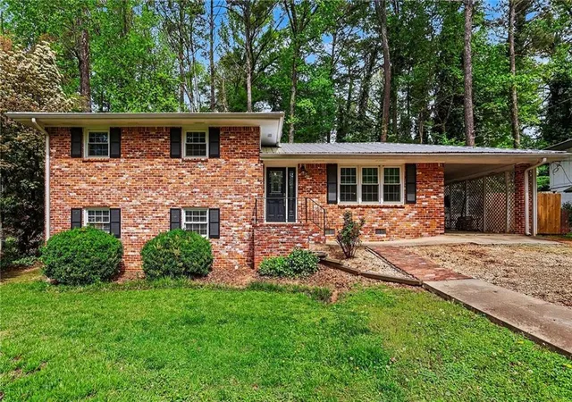 4th image of 1455 Sanden Ferry Dr, Decatur, GA 30033 | MLS# 7752451