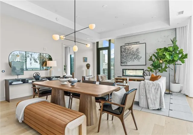 2nd image of 40 12Th St Ne #1906, Atlanta, GA 30309 | MLS# 7710168