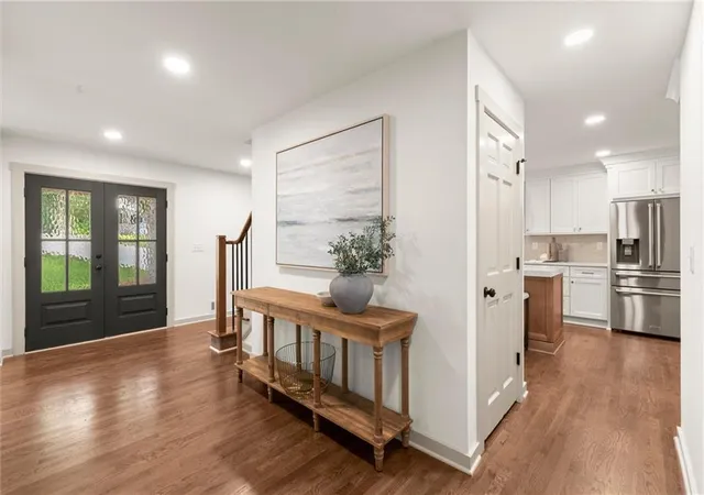 Photo 3 of Single family home for sale at 5177 Riverhill Rd Ne, Marietta, GA 30068 | MLS# 7824383 | Listing updated on 2026-09-18