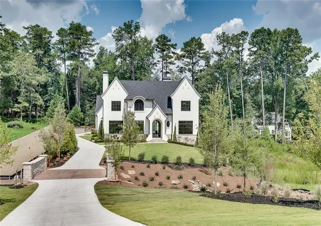 Photo 2 of Single family home for sale at 130 Brg Way, Alpharetta, GA 30005 | MLS# 7829996 | Listing updated on 2026-09-01