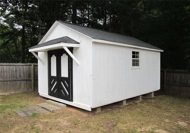 image of 518 Red Tip Ct, Loganville, GA 30052 | MLS# 7810331