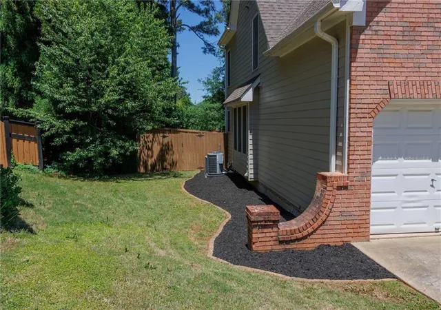 3rd image of 2102 Kendall Close Nw, Acworth, GA 30102 | MLS# 7790526