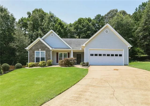 Photo 3 of Single family home for sale at 317 Hemington Way, Buford, GA 30518 | MLS# 7805119 | Listing updated on 2026-09-19