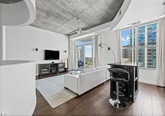 3rd image of 250 Pharr Rd Ne #1304, Atlanta, GA 30305 | MLS# 7825299