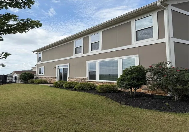 Photo 3 of Single family home for sale at 2070 Birmingham Ct, Cumming, GA 30040 | MLS# 7771371 | Listing updated on 2026-08-10