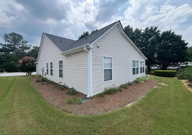 Homes for sale in Loganville, GA | 977 Village View Cir, Loganville, GA 30052 | MLS# 7802176
