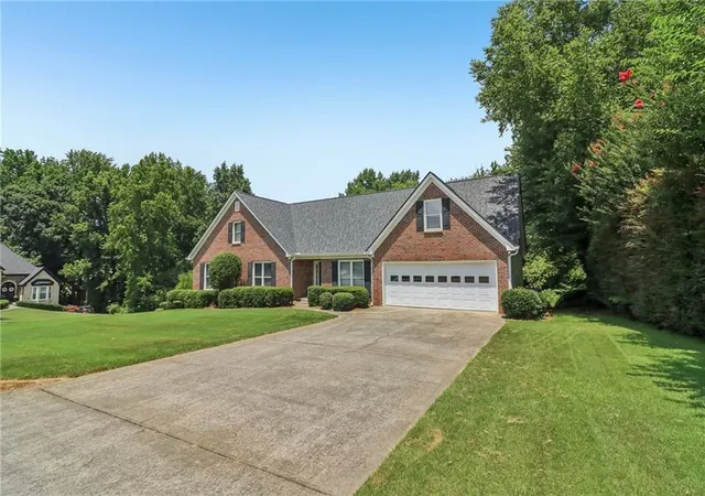 Homes for sale in Dacula, GA | 2773 Ashton Hill Dr, Dacula, GA 30019 | MLS# 7797168