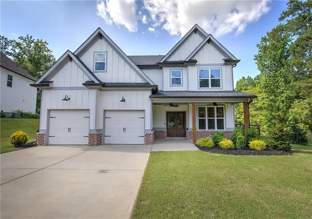 Homes for sale in Cartersville, GA | 14 Brownwood Dr Se, Cartersville, GA 30120 | MLS# 7787569
